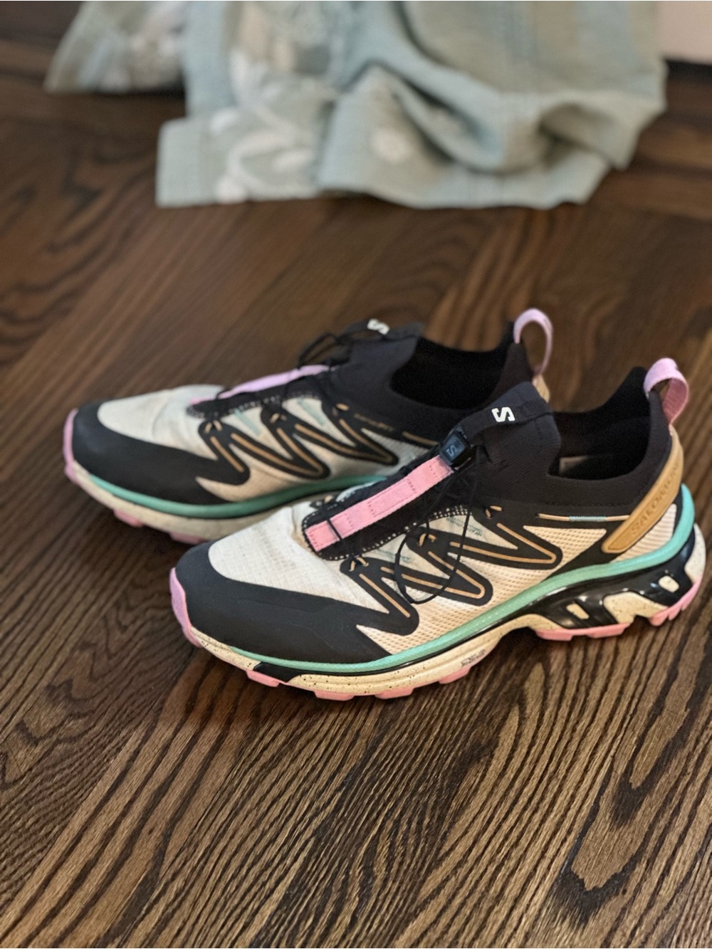 Salomon Beige Black Mint Pink Trail Running Shoe